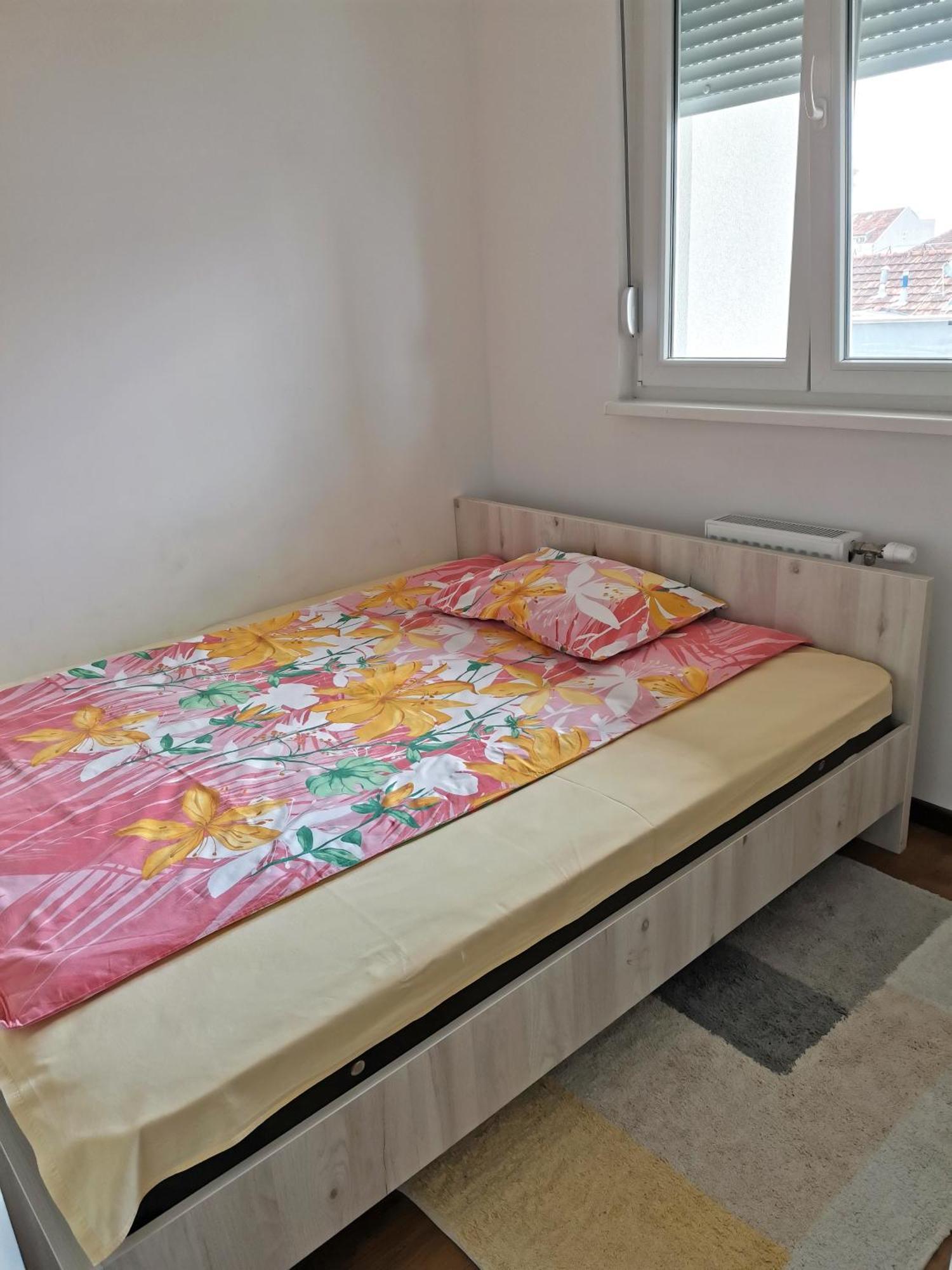 Stan Na Dan M Leilighet Novi Sad Eksteriør bilde